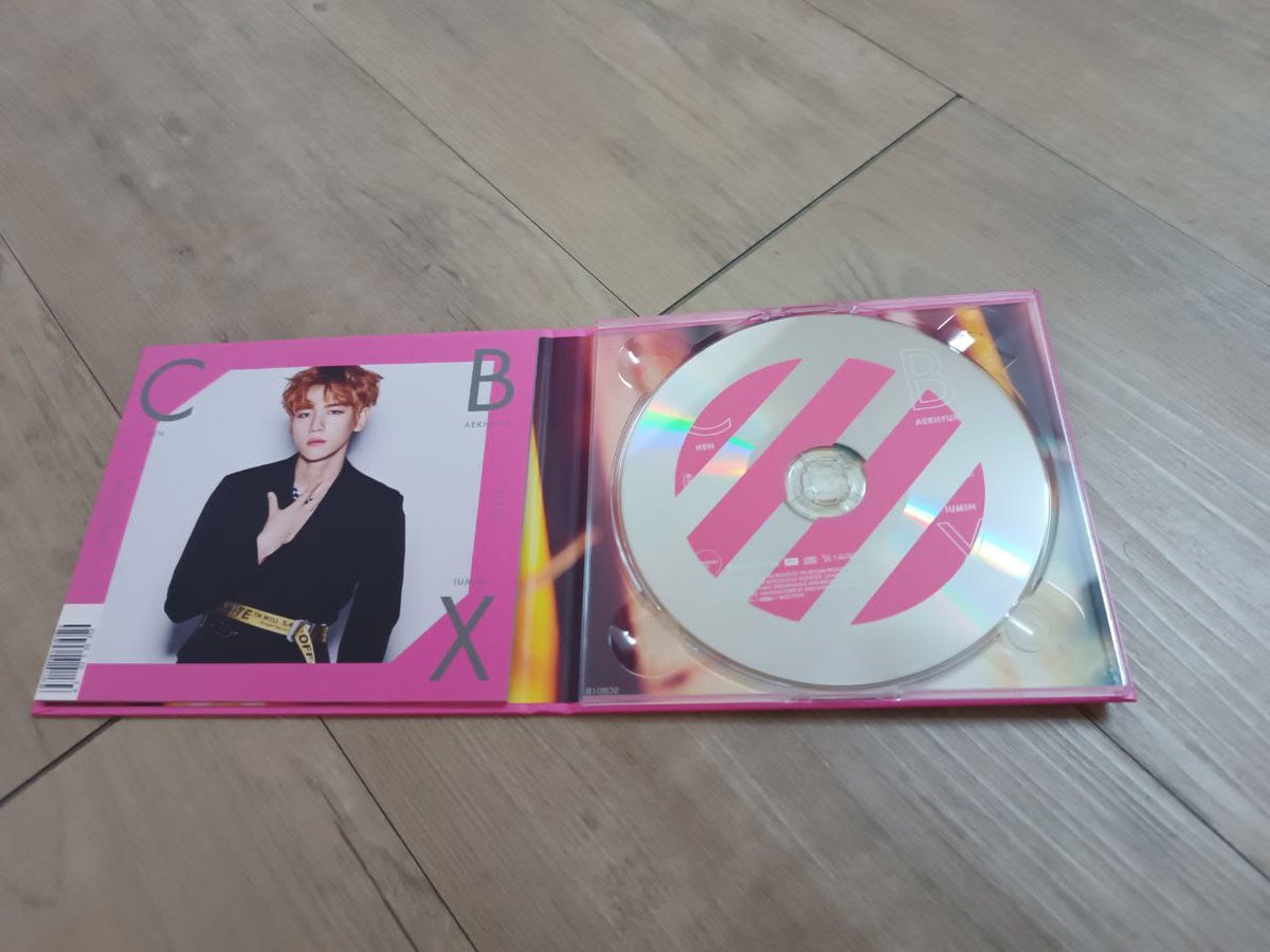 absolutelyaud61's tweet photo. Annyeonghaseyo chingu,Helping my friend to clear his Album.. please if you r interested can DM me 🥰

Details:-

1) EXO CBX (Jap. Ver.) - RM 20
2) EXO CBX (Korean Ver.) - RM 30
3) EXO Lotto - RM 50
4) EXO Tempo - RM 80
5) TWICE Signal - RM 50

Ada free gift card &amp; posters https://t.co/hHTnqZYeer