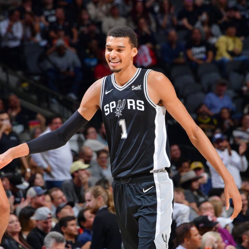 OOSSports's tweet photo. Wemby, at just 19, etches his name in the NBA record books! 📚 Making history as the youngest player ever to achieve a stunning 20-20 game:

21 points | 20 rebounds | 4 assists | 4 blocks 🌟 #NBARecord #WembyWonder https://t.co/lsdcPgtqKn
