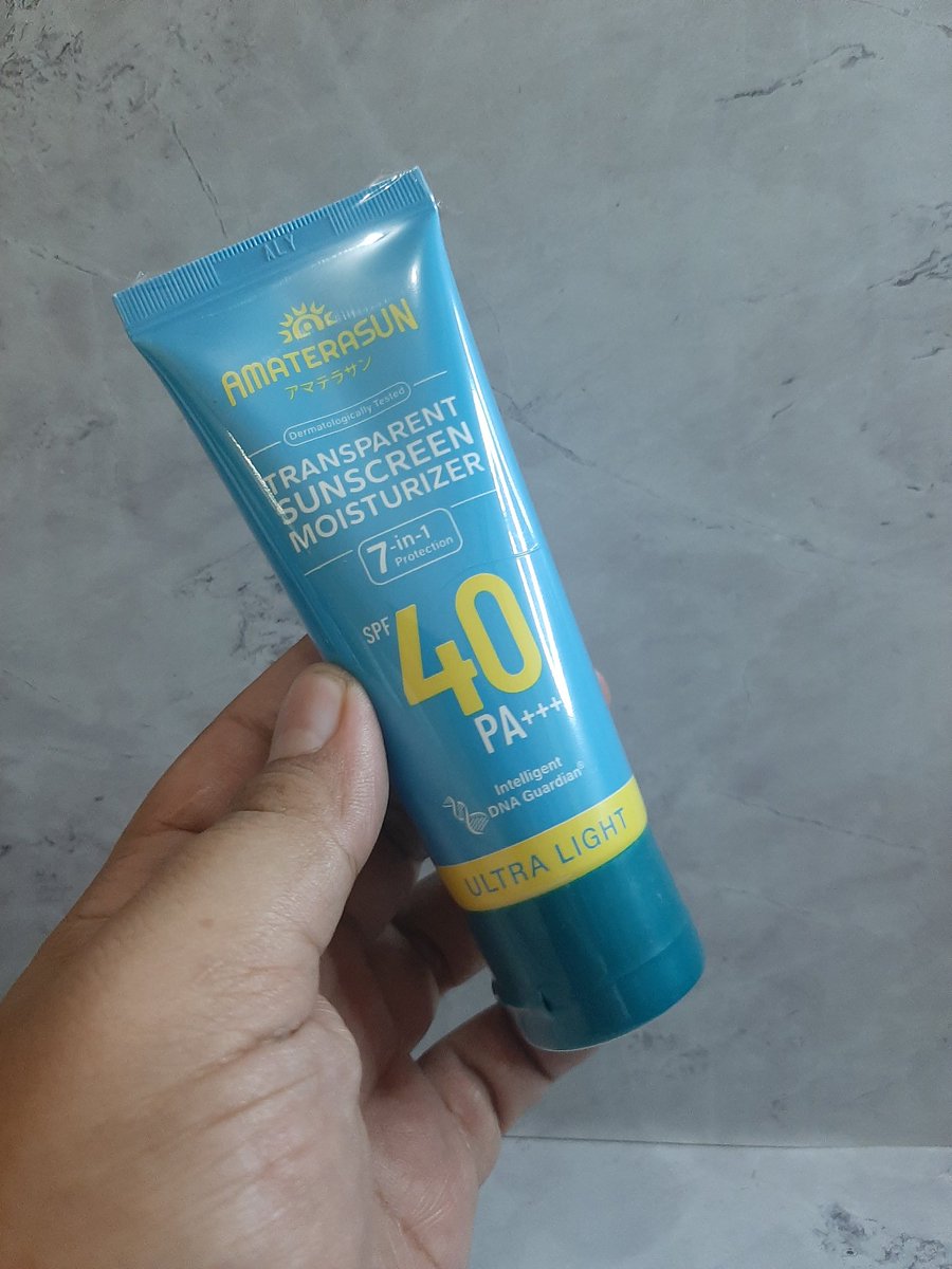 fahmimyong98's tweet photo. GIVEAWAY Amaterasun Transparent Sunscreen. Caranya gampang banget:
🌞follow akunku dan @Amaterasunofc 
🌞RT dan ❤ tweet ini
🌞 komen "Sunscreen Bening" sebanyak-nnya
Bakalan ada satu orang beruntung yang akan terpilih buat menangin GA-ini.Giveaway aku tutup tanggal 11/12/2023 https://t.co/SKawN4CpUs