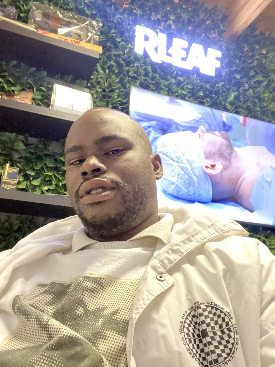 TwoKBlazza tweet media