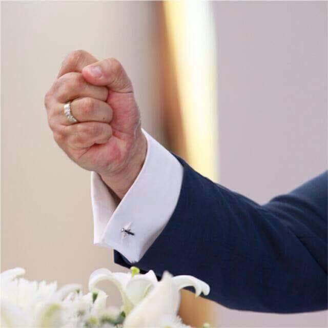 KBenoli's tweet photo. Hoy, a 9 años de que su manto nos cobijara, aquí seguimos tan enamorados y adheridos a la Elección! Si para otros no es Apóstol, para nosotros si lo es!
Feliz  9o Aniversario familia de la Fé!!
#SoloHayUno
#CreoEnEl
#NJG https://t.co/6sNq7Pkd6T