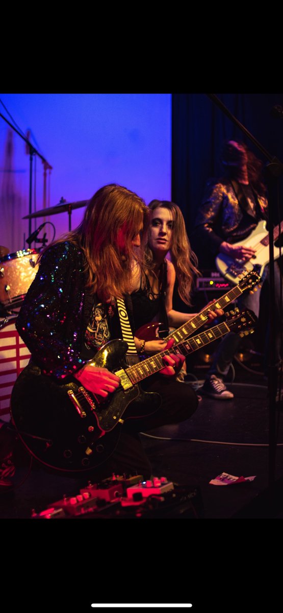 spectraband97's tweet photo. What a blast this Fall has been! Thanks so much to everyone who came out and rocked with us!🤘🏻

📷: Mungo https://t.co/BmwXztEmh0
