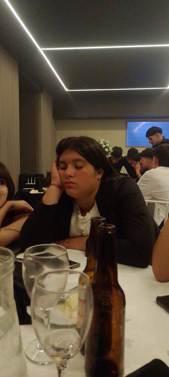 geeraaldine__'s tweet photo. pensando en vos vv @AraquisLuli #los15devicky https://t.co/nC5UFisQim