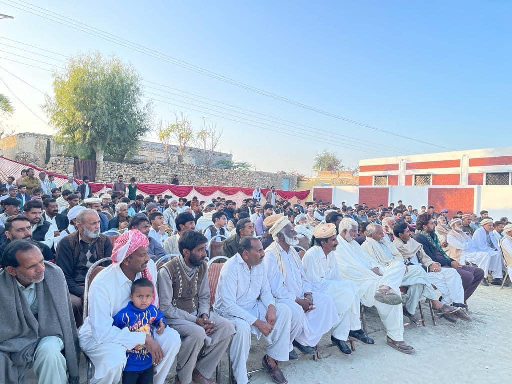 RehmatKhanPP3's tweet photo. یو سی اکھوڑی
ڈھوک سوائیں میں سردار ناصر خان و دیگر احباب  نے اپنی برادری و دوست و احباب سمیت سردار رحمت علی خان کے ساتھ شمولیت اختیار کی ۔تقریب سے امیدوار پنجاب اسمبلی حلقہ پی پی 3 اٹک سردار رحمت علی خان ،وقار اعوان اور سردار ناصر خان نے خطاب کیا۔ 
#Attock
#NawazSharifForPakistian