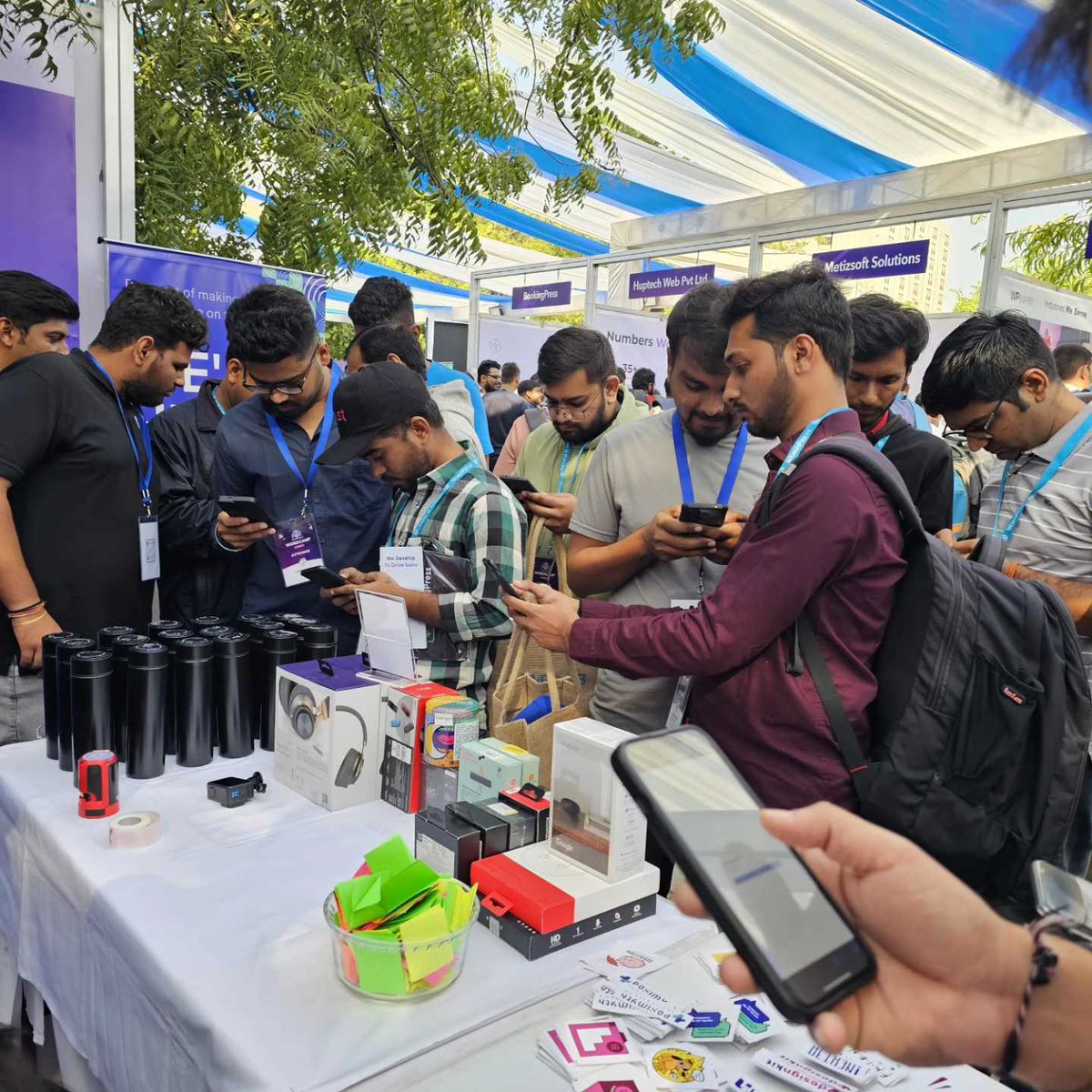 posimyth's tweet photo. Games and a lively crowd at our booth 🔥🙌 @WCAhmedabad #WCAhmedabad https://t.co/cnvJENUqhb