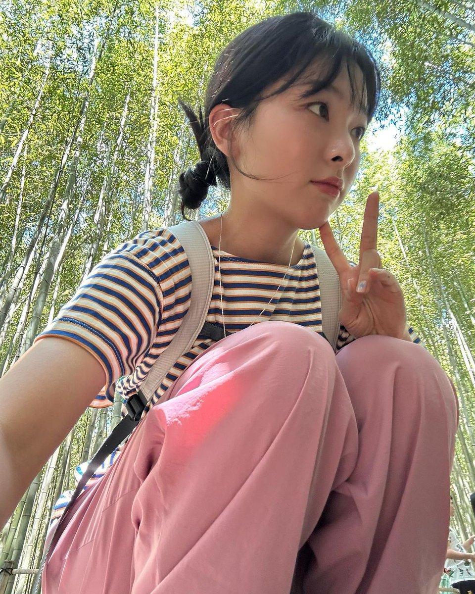 seulgi pics tweet media