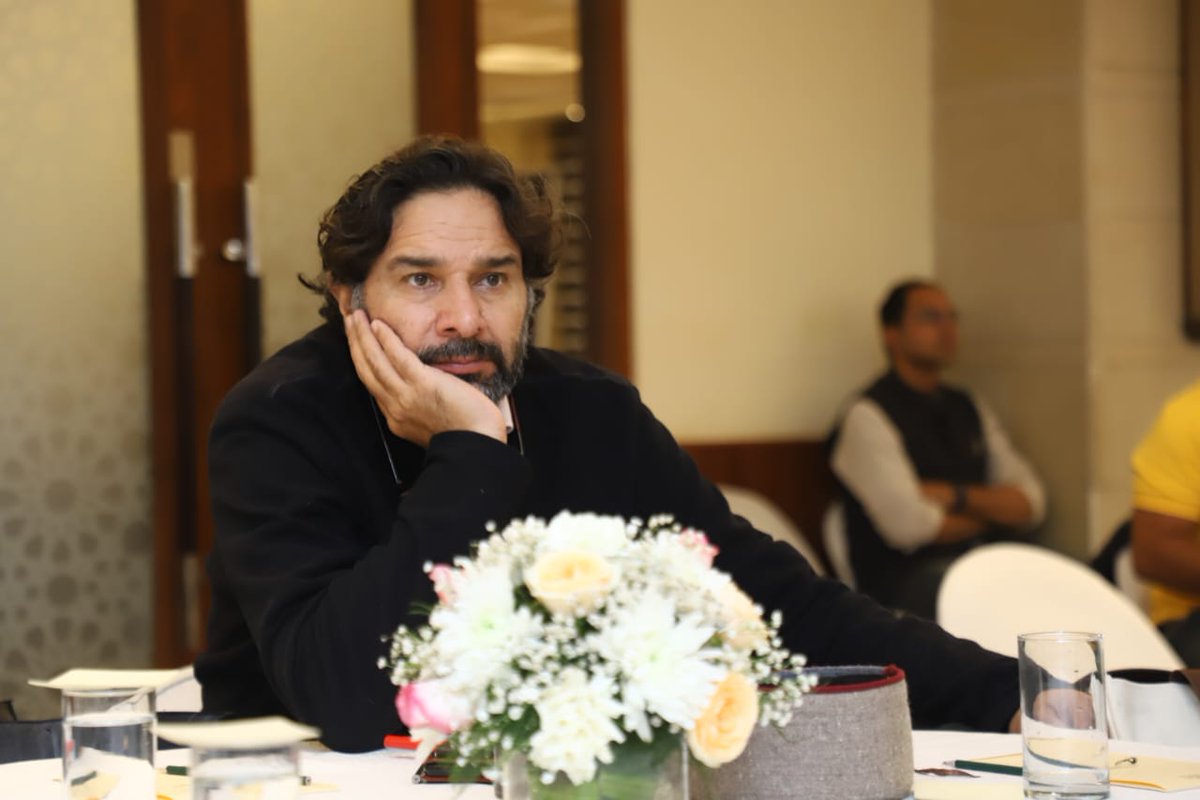 tikender panwar tweet media