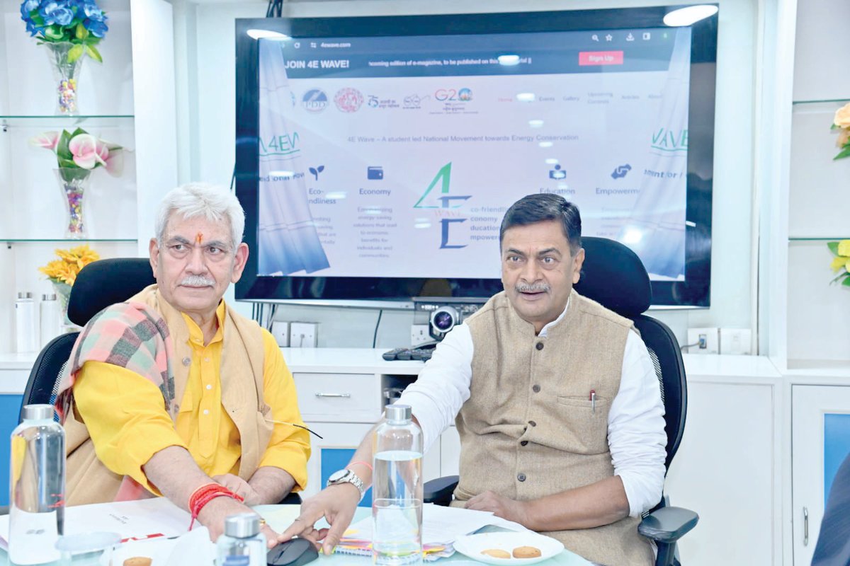 RisingKashmir's tweet photo. #JK to get adequate #powersupply in #winter: #UnionPowerMinister"
@OfficeOfLGJandK @diprjk
@manojsinha_ @RajKSinghIndia
@PIB_India @DrJitendraSingh
@MIB_India
https://t.co/XoDwMtwMC8 https://t.co/KOvxOKuDiv