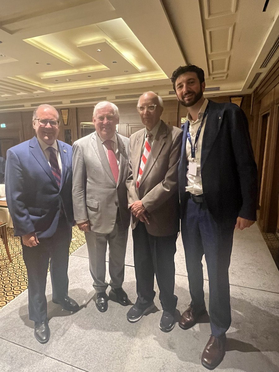 Great to spend time at the Minister meeting <a href="/IICAnoticias/">IICA</a> at COP28. Pictured here with the minister of ag of mexico, deputy director of IICA lloyd day and professor Lal.