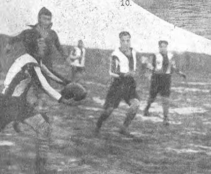 VadeMcum2's tweet photo. #TalDiaComoHoy de 1923, hace 100 años, El RCD Español disputaba el 1r partido oficial de rugby de su historia. Debutaba en el campeonato de Cataluña frente al CADCI en el Camp del Riu. El campo totalmente embarrado, no detuvo el triunfo del club blanquiazul, que venció por 9 a 0. https://t.co/6vvVyvKguK
