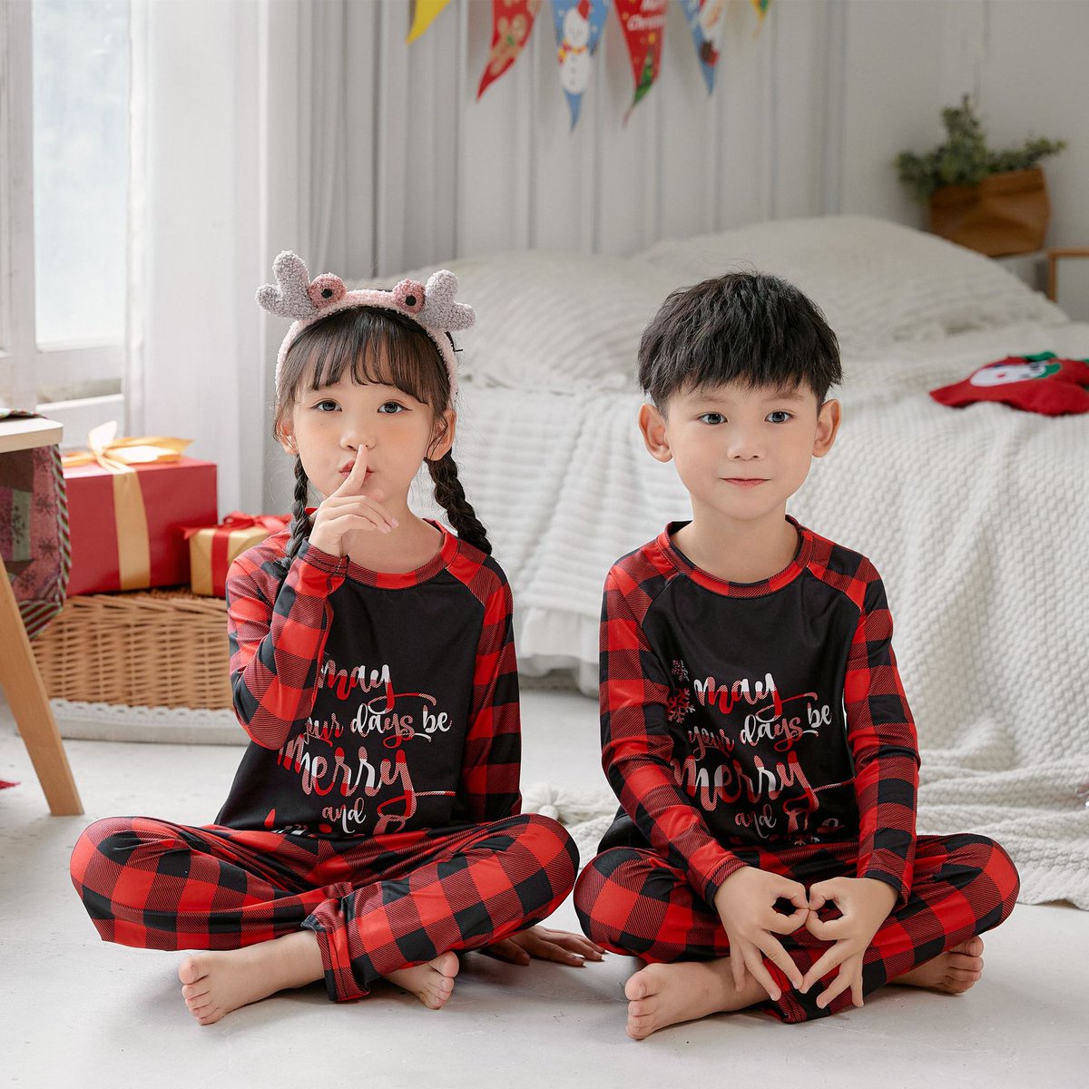 NwaAdaIgbo1's tweet photo. Children's quality Christmas pyjamas. 2yrs-12yrs
9k
07068327167 Onitsha
Delivery nationwide
#chistandesignsandwears
#nwaanyịnightwear
#christmaspyjamas
#MyOnitshaStory
#Childrenpyjamas https://t.co/abZQEdYvCO