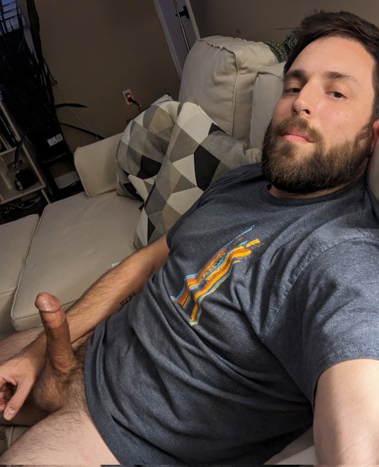I need to nut down someone's throat https://t.co/ImT6sNUJYj