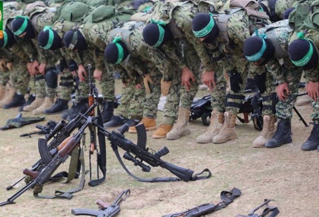 Afcq1954's tweet image. "سيهزم الجمع ويولون الدبر "
دعواتكم للمجاهدين المرابطين.