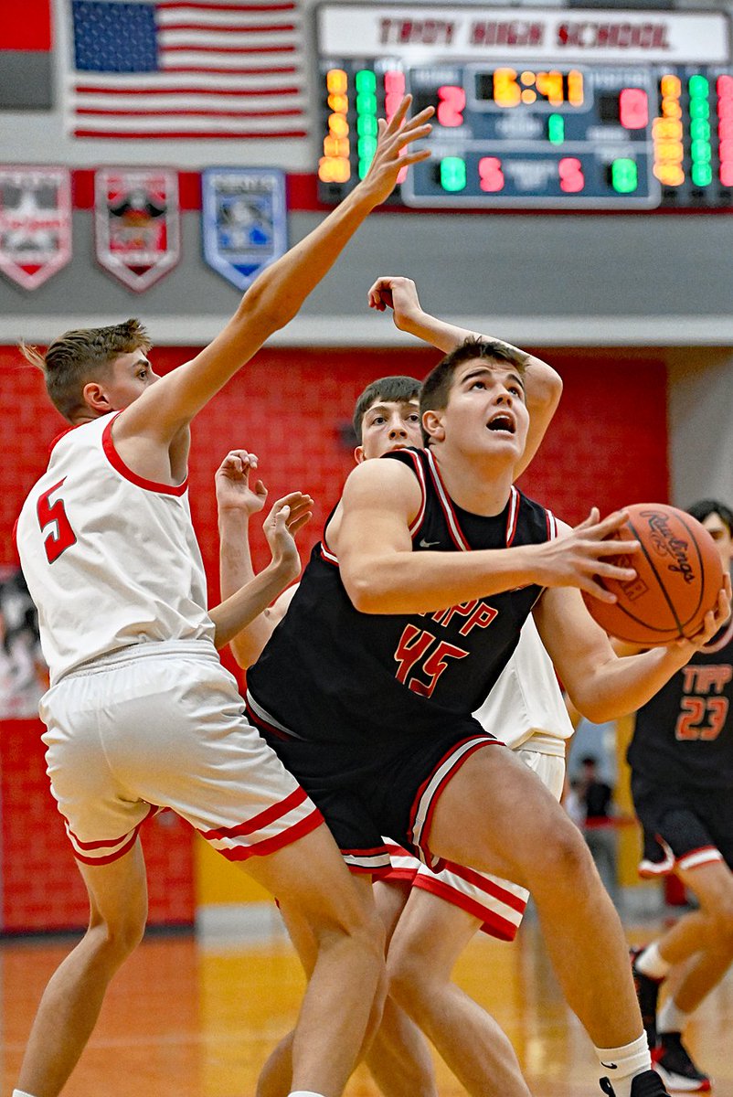 Tipp’s Relentless Defense Earns Road Win At Troy bit.ly/41dK3uq