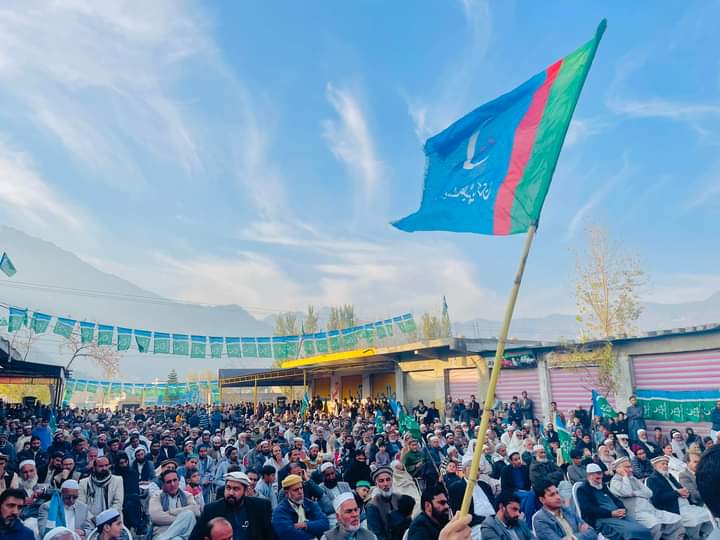 Abdullah07017's tweet photo. بونیر۔۔۔۔پی کے 25۔۔۔ورکرز کنونشن 🇸🇱🔥
#Vote4JamaateIslami
#8se8InqlabKayNam
#JiBuner
@FaridRazzaqi https://t.co/2pLU1Whl2l