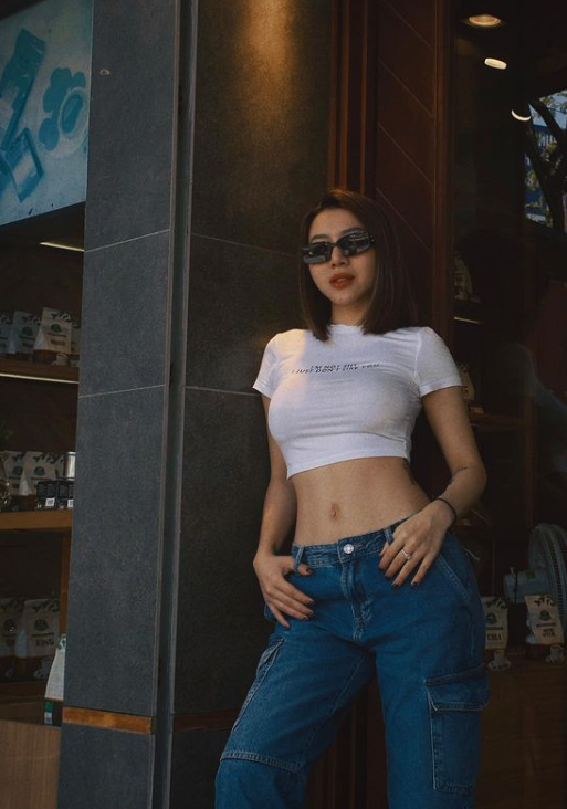 点赞抽一个m，网调坐脸