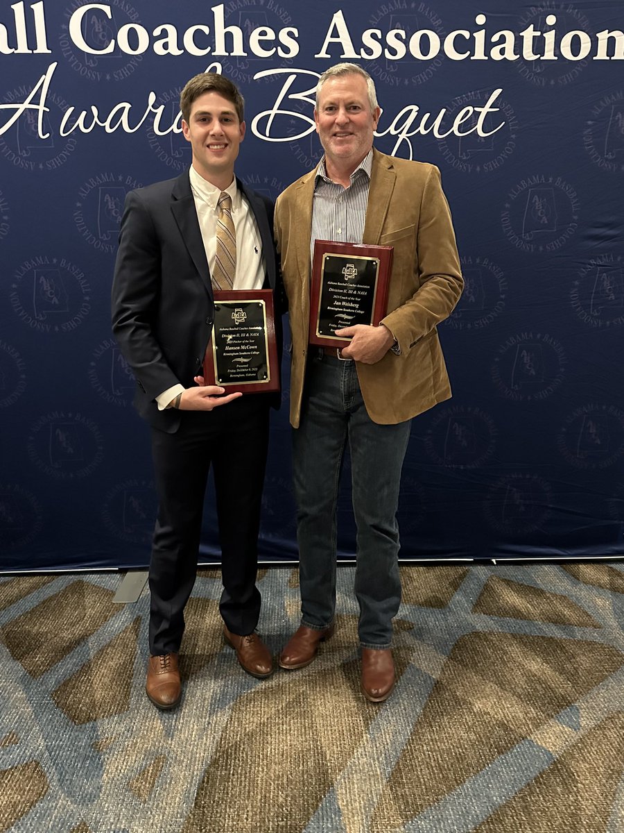 @hmccown23 and Coach Weisberg received their awards tonight at the Alabama Baseball Coaches Association’s annual awards banquet. #yeahpanthers @FromTheHilltop