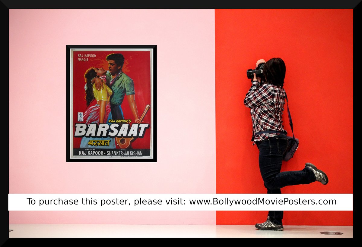 indian_hippy's tweet photo. #RajKapoor #poster for sale: #Barsaat (1949) on: http://BollywoodMoviePosters.comUse coupon code RK@99 to get a 10% discount! #RajKapoor #bollywoodstars #BollywoodNews #bollywoodposters #RanbirKaapor #RanbirKapoor𓃵 #bollywoodmovies #posterdesign #posters #MoviePoster #Bollywood https://t.co/1nnJlBfMRb