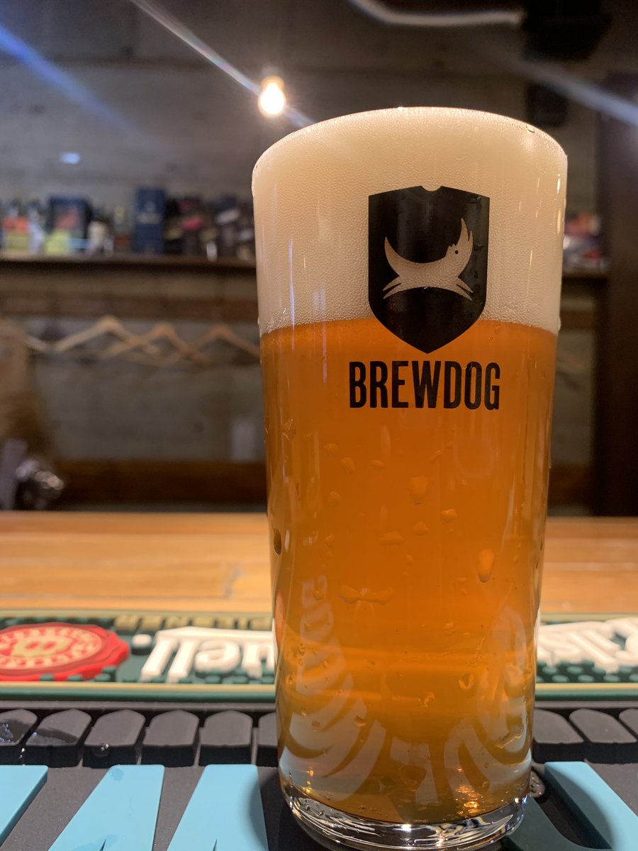 BeerVector's tweet photo. 久しぶりに
@BrewDog
#ElvisJuice
樽生で飲めますー!
#craftbeer⠀
#craftbeer好きな人と繋がりたい⠀
#beer⠀
#ビール好きな人と繋がりたい⠀
#クラフトビール⠀
#大森⠀
#大森グルメ⠀
#vectorbeer⠀
#vectorbrewing⠀
#vectorbeer大森店 https://t.co/Umg14LK6Z1