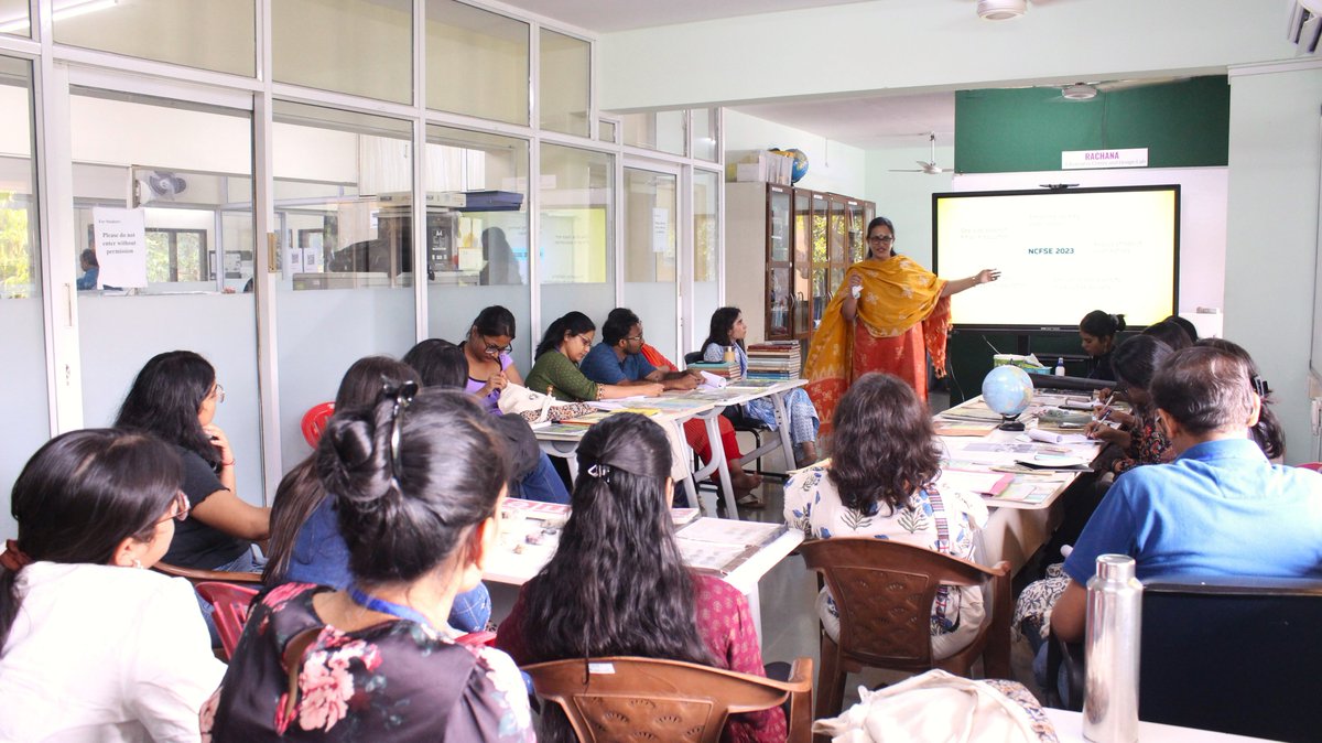 cete_tiss's tweet photo. The vibrant world of Social Science Pedagogy at RACHANA Winter School 2023!  Driven by sustainability and interdisciplinary exploration, the sessions led by Dr. Richa Sharma, Dr. Elvina Perrera, Dr Manisha Subba, Dr. Kamlesh Goyal and Ms Parul Dubey.

#CETE #RachanaFellowship https://t.co/iAgcUxGxga