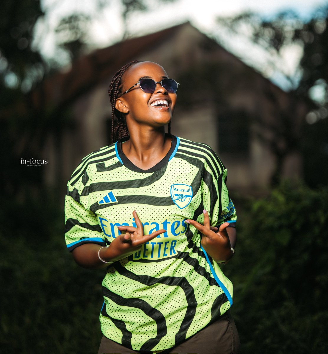 vargo_sports_ug's tweet photo. It's that time of the month for gifting and showing love. We bring you these authentic Arsenal Jerseys. 
Thinking about gifting that man or Lady,  Trust us @vargo_sports_ug to serve you best. That's what we do. 

#VargoSportsApparel https://t.co/CuuswuC9s6