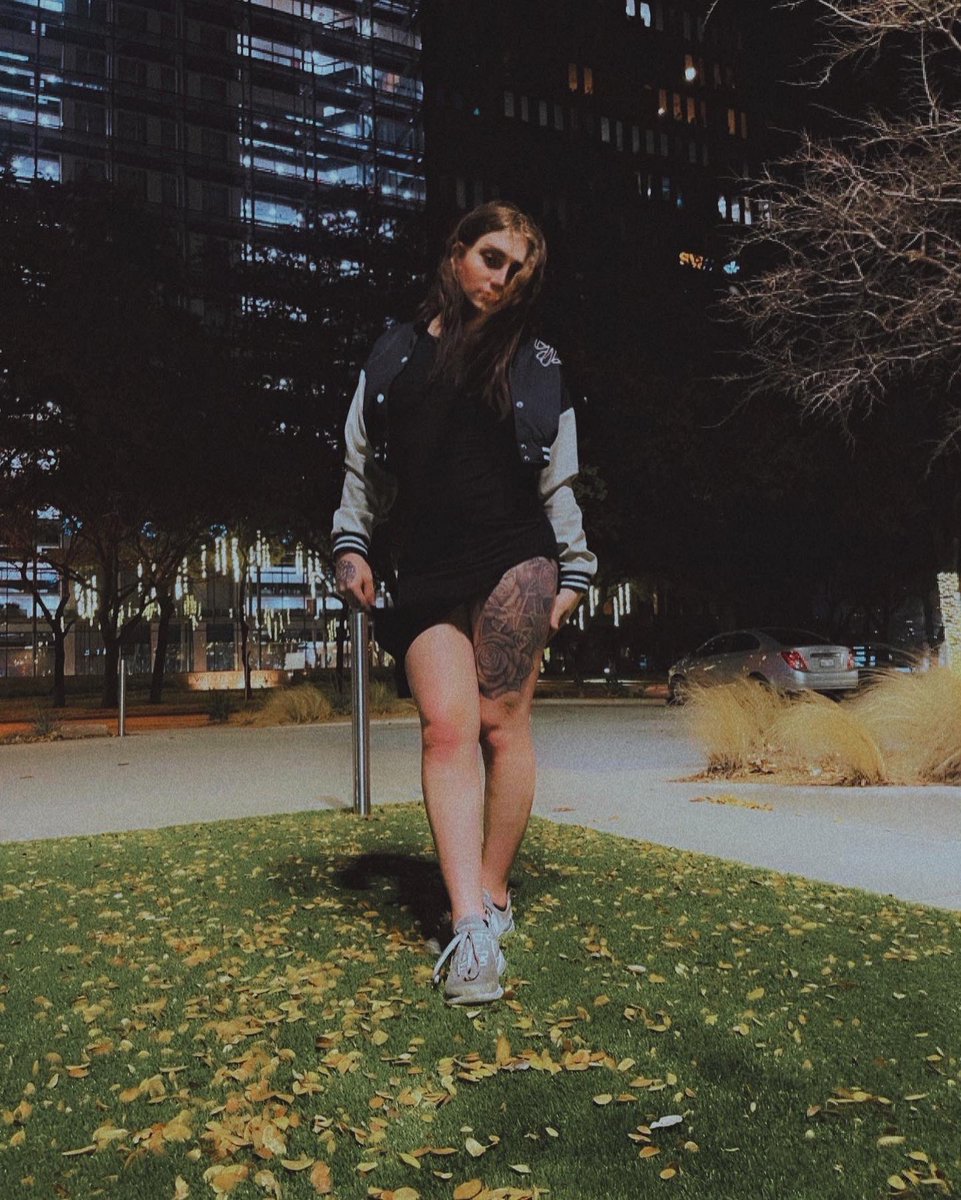 valentinna_rose's tweet photo. just vibes ♓︎❣︎ https://t.co/wRkA7KjmvD