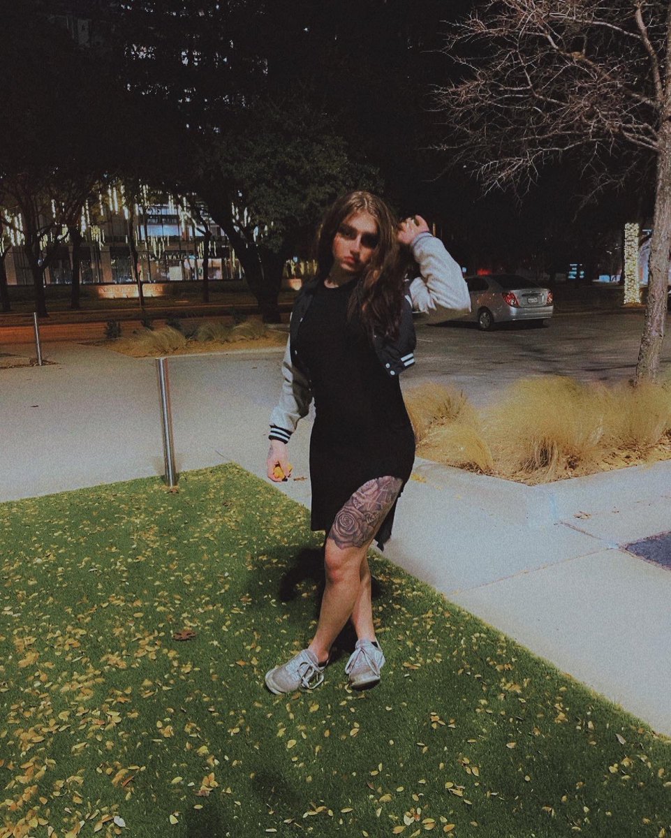valentinna_rose's tweet photo. just vibes ♓︎❣︎ https://t.co/wRkA7KjmvD