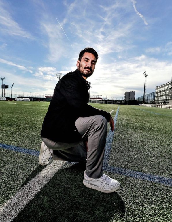 FRBarca_'s tweet photo. Gundogan : 

"Le foot est devenu superficiel. Nous ne regardons plus les matchs en détail. Nous ne regardons pas les tactiques ou le travail effectué par les joueurs qui ne sont pas visibles aux yeux des gens. https://t.co/YjXpEkB4aP