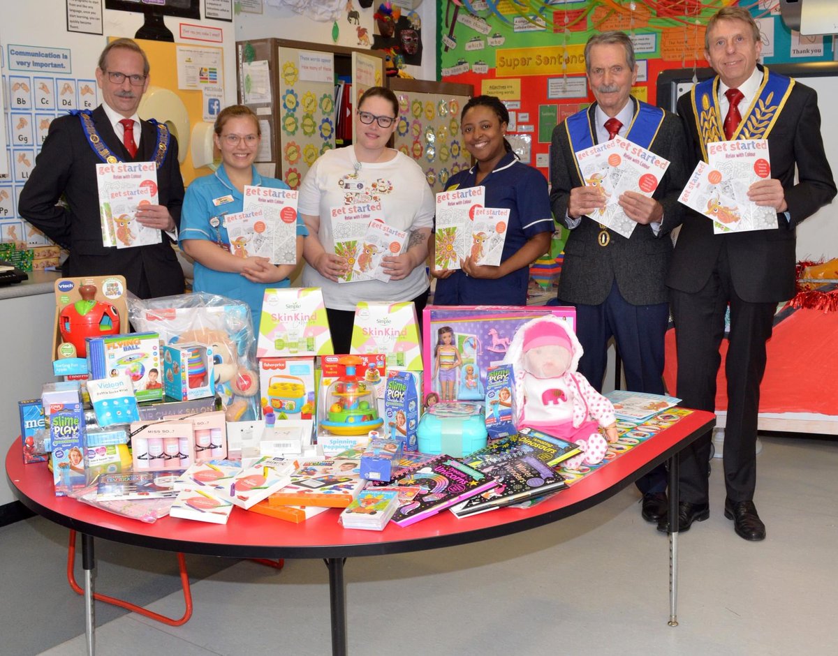 Spreading joy this holiday season! 🎁 #WestKentMasons donates £500 to Princess Royal University Hospital's Children's Ward, ensuring toys and comfort for young patients. 🌟 #CommunityEngagement #SeasonOfGiving #Christmas2023 #Freemasons #Charity #PRUH
