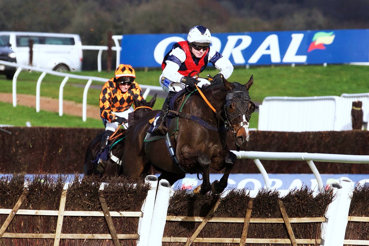 RACE 1 RESULT- Play <a href="/Coral/">Coral</a> 'Racing Super Series' For Free Conditional Jockeys' Handicap Hurdle (Class 3)

🥇The Imposter 9/4f
🥈Burrows Park 11/2
🥉Black Kalanisi 8/1

Jockey: Tom Buckley 
Trainer: Nigel Hawke <a href="/ThorneFarm/">Nigel Hawke: Thorne Farm Racing</a> 
Owners: Mark Phillips &amp; The Late JH Gumbley