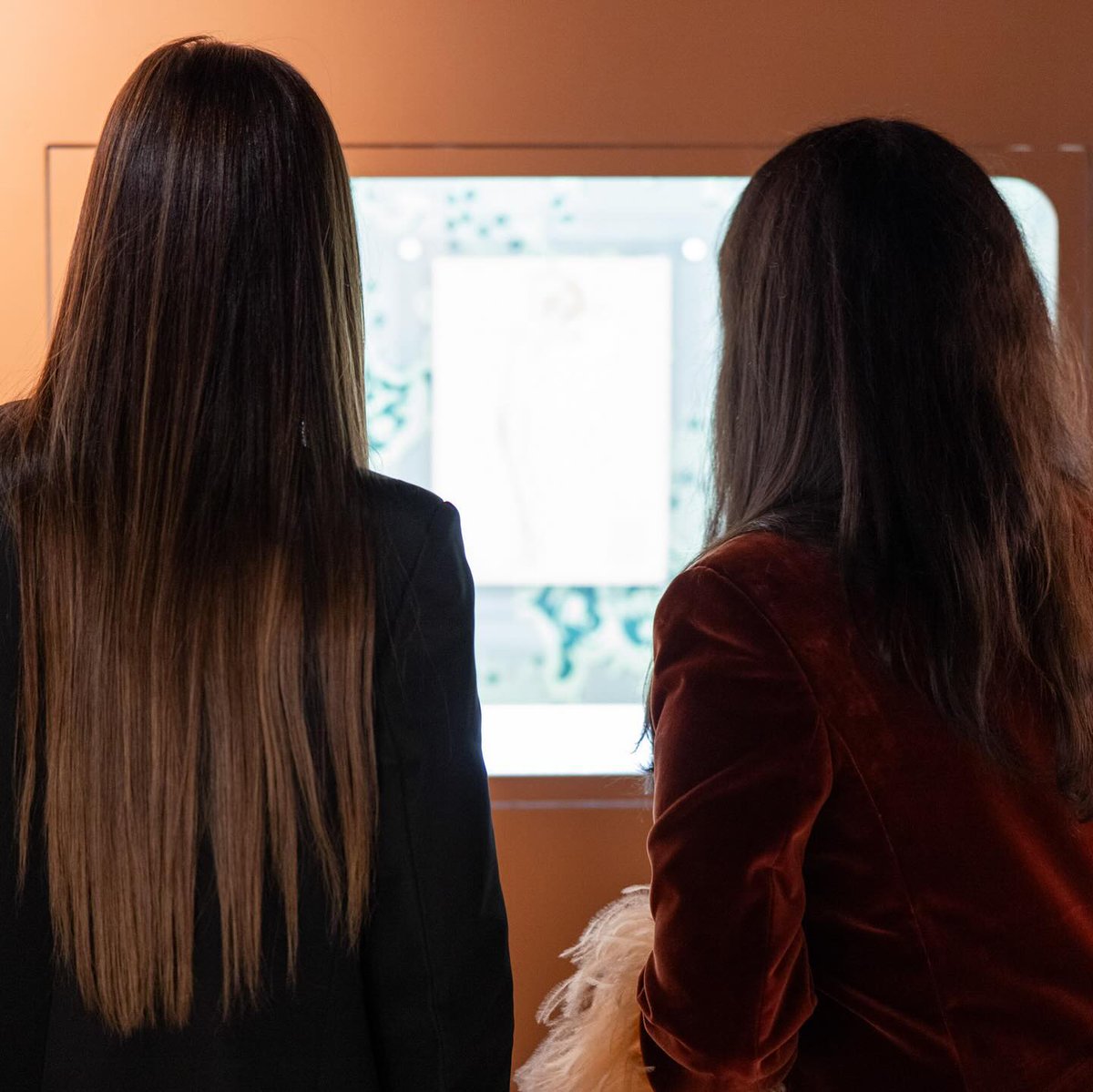 zzssh_'s tweet photo. #DakotaJohnson #EvaGoicochea ❤️❤️ https://t.co/GLgA6fqWE4