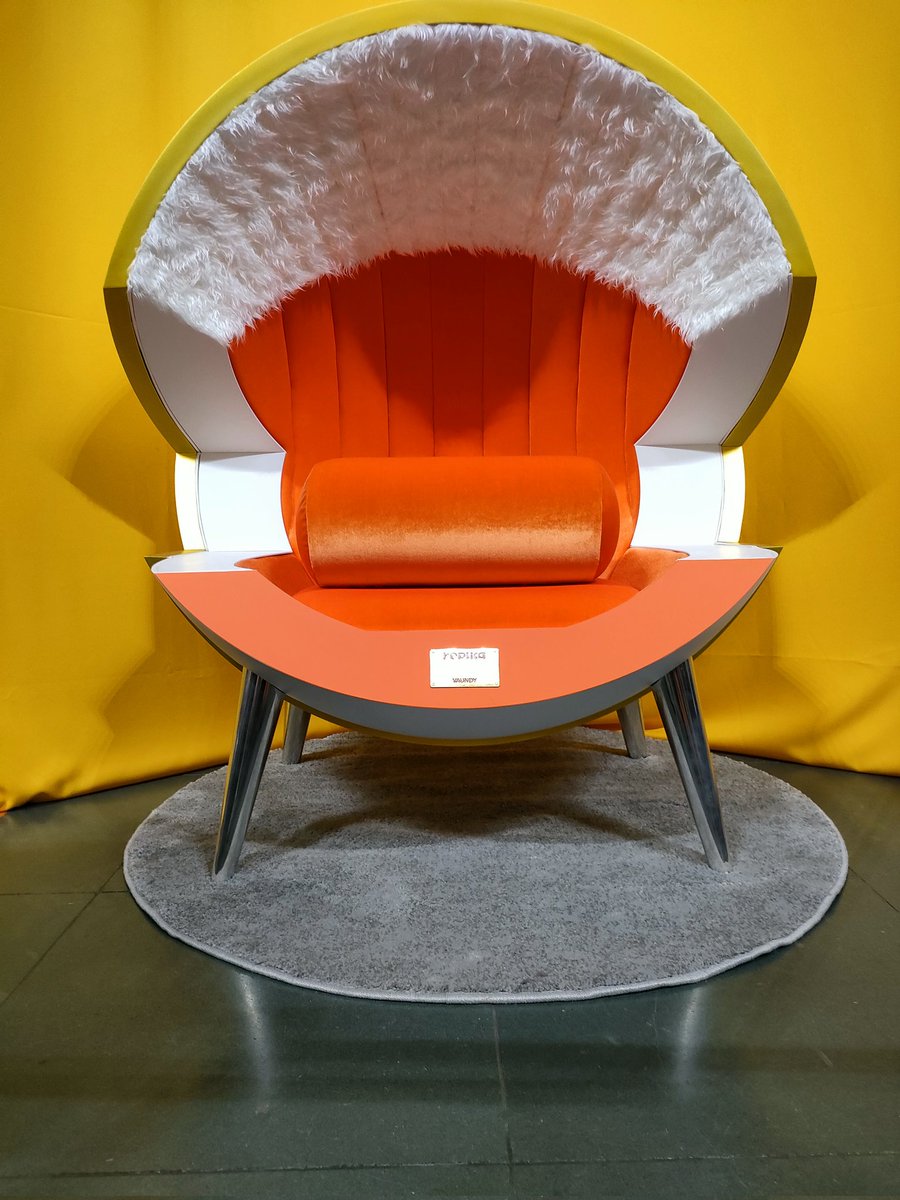 今日はVaundyのライブ‼️座席はアリーナ12列の50番台で、ステージから