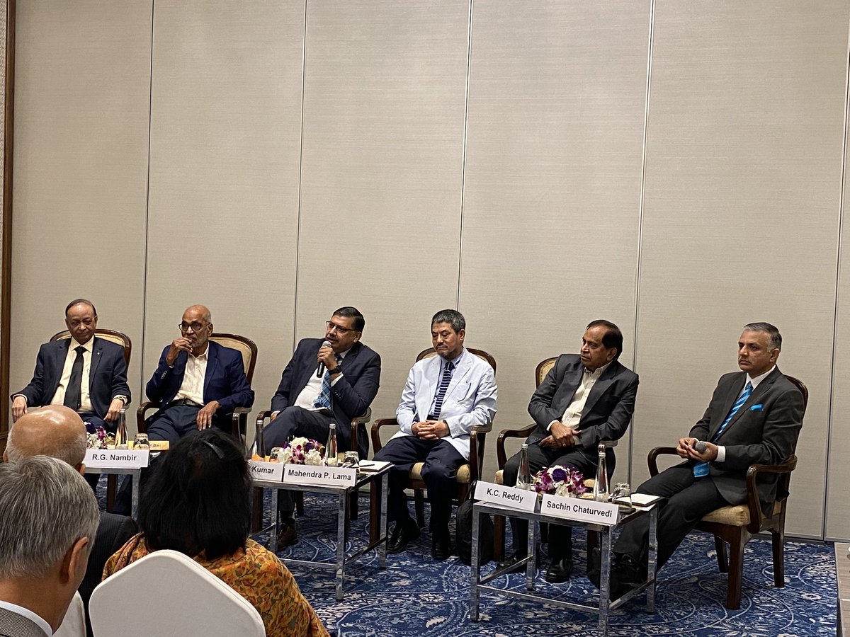 Celebrating 40 years of <a href="/RIS_NewDelhi/">RIS</a> : The veterans discussing the journey of #RIS
<a href="/Sachin_Chat/">Sachin Chaturvedi</a> <a href="/SKMohanty2018/">Saroj Kumar Mohanty</a>