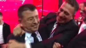 Bu görüntü, chp lilerin aklından hiç çıkmıyor  😯  <a href="/alimahir/">Ali Mahir Başarır</a>  <a href="/veliagbaba/">Veli Ağbaba</a>