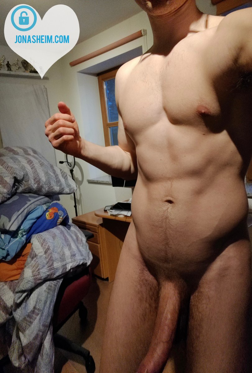 RT if you would bottom 😄😄

Onlyfans.com/jonasheim/c6