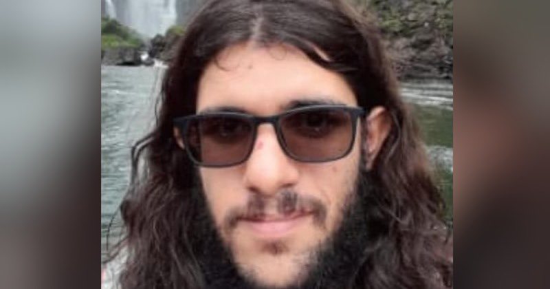 25 year old Sahar Baruch was kidnapped from Be’eri, his brother Idan slaughtered by Hamas on October 7.

Sahar was executed by Hamas in captivity and they released the video to terrorize his family.

93 innocents were murdered from Kibbutz Beeri.

May their memory be a blessing.