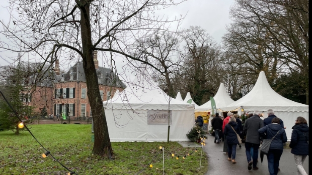 Topdrukte op het kasteel #voorschoten -  voorschotensekrant.nl/l/26651