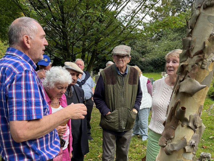 RotaryCantUK's tweet photo. At this time of year most people are probably thinking about Christmas trees - but here's a #throwback article abt the time we had a fascinating #TreeTour in #CanterburyCemetery: https://t.co/9xzkAAz7c7

#treelovers #treetypes #lovetrees #RotaryOutings #canterbury @RotarySE1120 https://t.co/JqjuTvAgqA