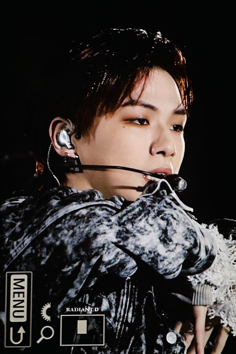 RADIANT_D's tweet photo. 231209 Music Bank Global Festival
- Preview

#강다니엘 #KANGDANIEL https://t.co/IXLWIluxNh