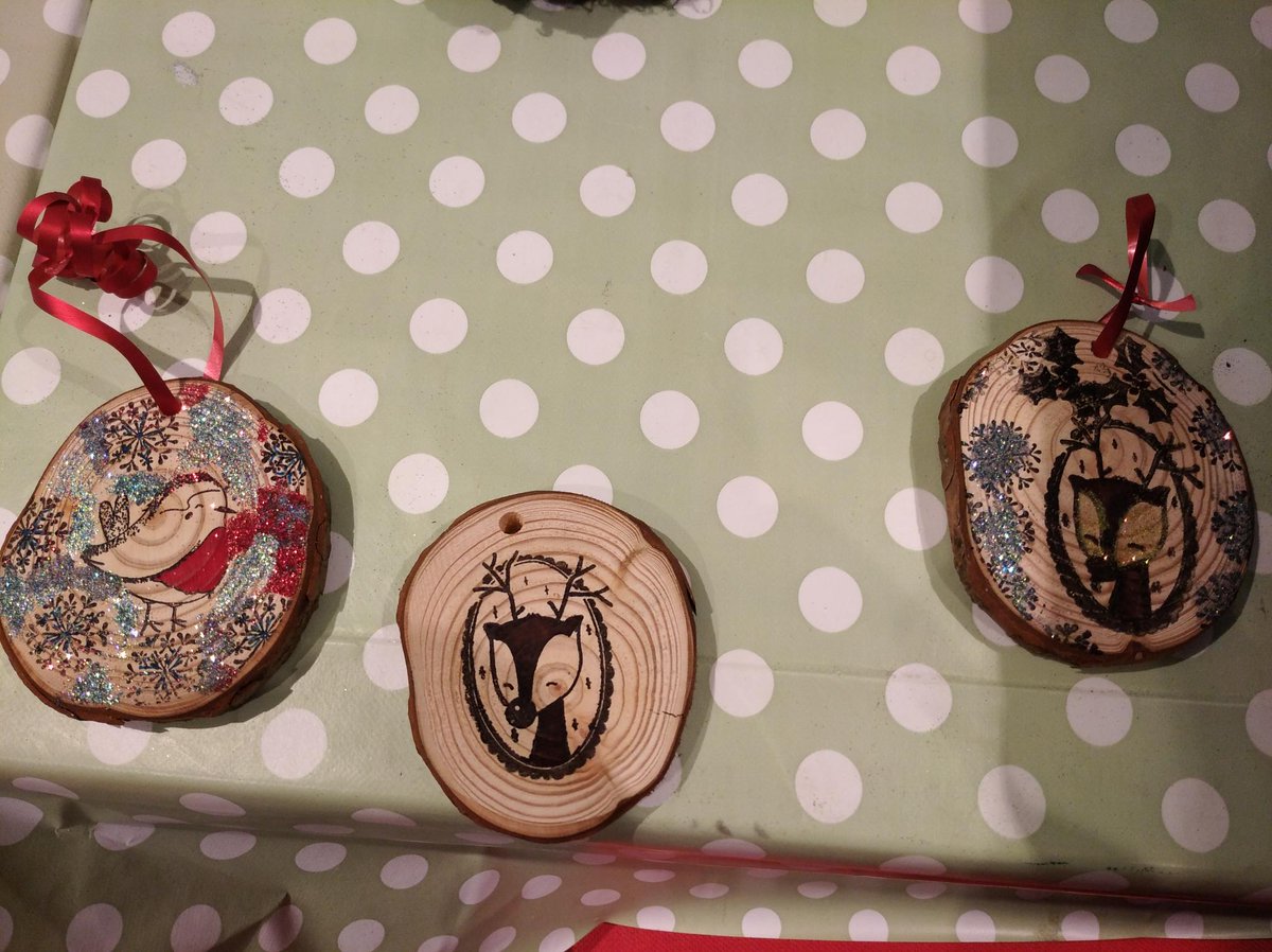 TheStarfishWay's tweet photo. On 4th December, our young people had a lovely time during a sustainable woodworking session which was hosted by Jim who works at Aberdalgie Church.
#GettingIntoTheFestiveSpirit #GetCreativeThisFestiveSeason #DofE #PKDofE #StarfishWay https://t.co/DIceHhJg7P