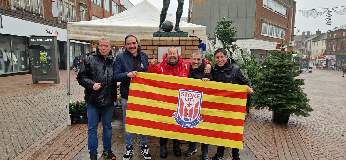 catalanpotters's tweet photo. Ready for the match 🍺🍺🍺✊ https://t.co/Lc5vgkYUHc