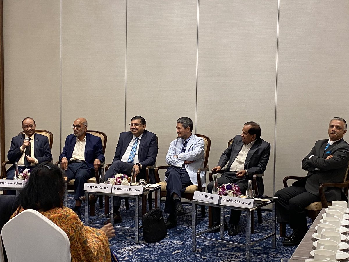 Founding Team of <a href="/RIS_NewDelhi/">RIS</a> sharing their experiences and paving the way for the younger generation of RIS 
Thank you sirs Prof <a href="/nageshkum/">Nagesh Kumar, PhD</a> Prof #KCReddy Prof #MahendraPLama Prof #RGNambiar <a href="/SKMohanty2018/">Saroj Kumar Mohanty</a> #RISat40 #celebrating40years <a href="/Sachin_Chat/">Sachin Chaturvedi</a>
