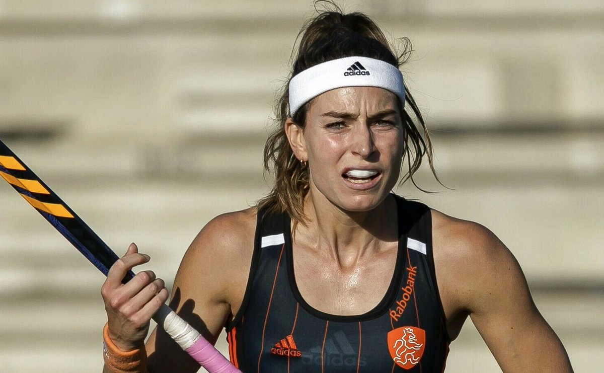 ferdinandkoop's tweet photo. Gisteren avond en vannacht genoten van de Nederlandse dames en heren hockeyers. Speelden beide uit  tegen Argentinië in Argentinië en wonnen. Respectievelijk met 1-4 en 0-3. Een geweldige prestatie team prestaties!  #Hockey #ARGNED #FIHProLeague https://t.co/dObdUTQW3b