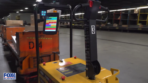 nmtatum's tweet photo. Go behind the scenes at UPS to see how new technology is getting your holiday packages delivered on time.

https://t.co/RX7YAm4iI2 https://t.co/N6Zl9DQVmJ