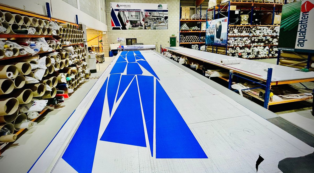 Been busy cutting #Airx #Spinnaker #Nylon all week
This for a Sonar on the Isle of Wight
#BCS Cutting Services