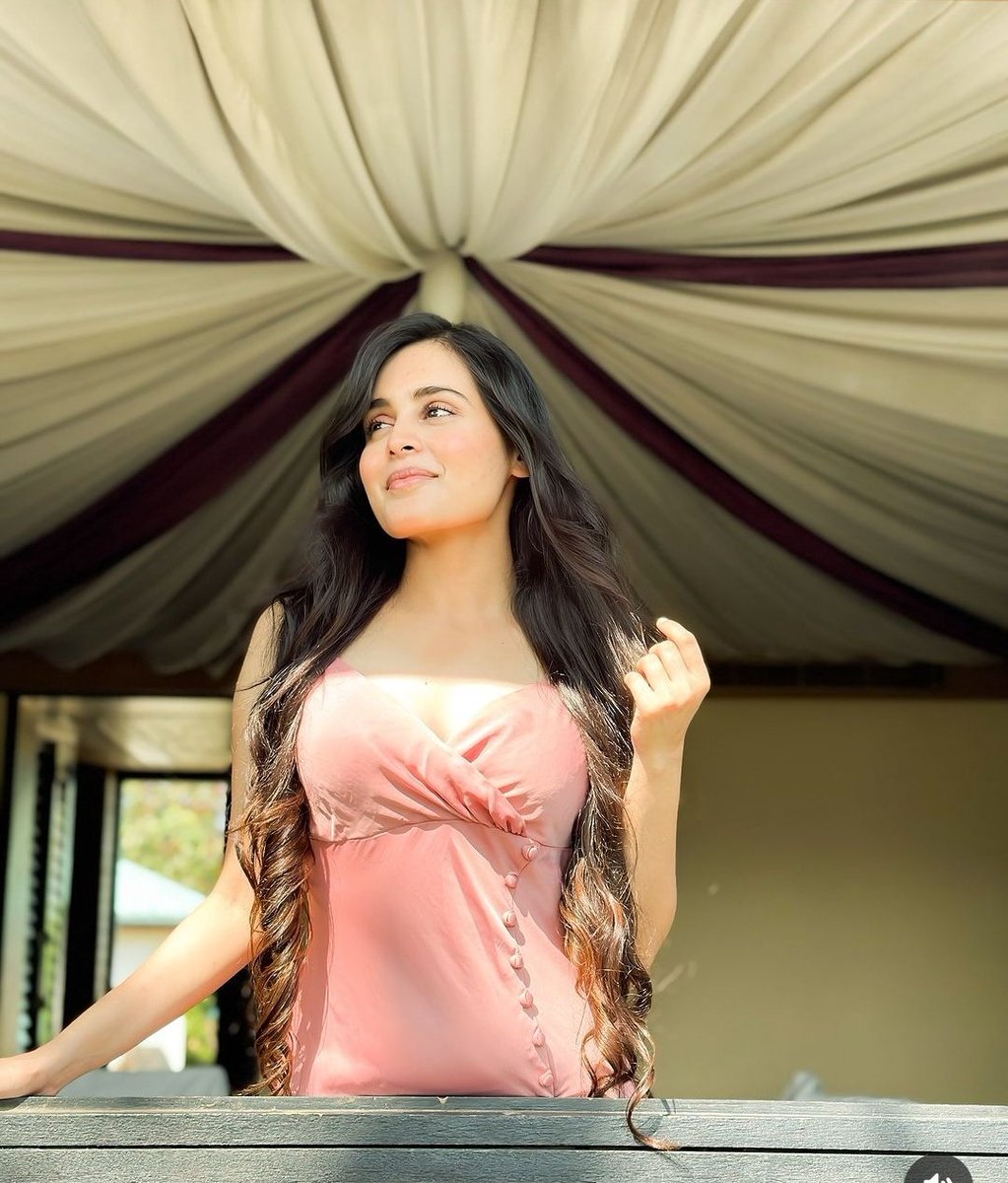 Look who showed up our Rapunzel💙
#RheaSharma