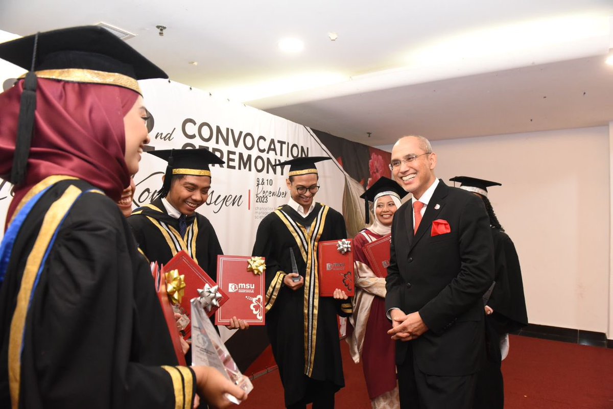Proud of #MSUconvo32 Chancellor Gold Medal Award recipient Mikail Bin Mazleen, as well as, the President Awards and Mohd Shukri Yajid Outstanding Awards recipients. They have shown resilience and commitment to evolve and be transformed for the better. Well done! @MSUmalaysia