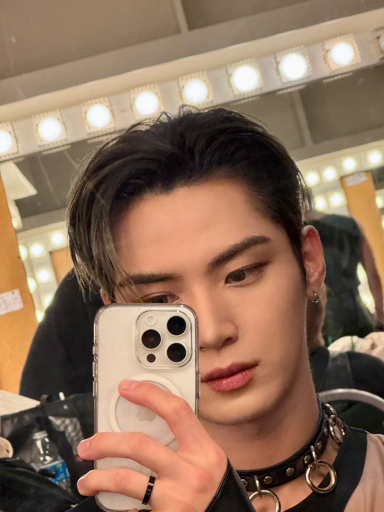OmegaX_members's tweet photo. [#OX]

Happy day ♥️ thank you SAN JOSE

#OMEGA_X #오메가엑스
#한겸 #HANGYEOM 
#OMEGA_X_in_SAN_JOSE https://t.co/S7myTyodzW