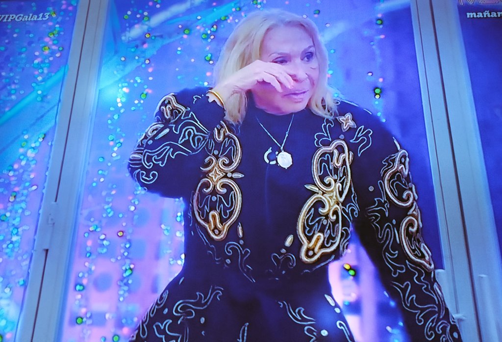 4080Marisol's tweet image. Gracias por apoyar  en hacerla FINALISTA. Ahora toca darle su 👑
a la Reyna #LauraBozzo Se lo merece 🧡🔥👑
#LauraGanadora
#GHVIP09D
#GHVIP9D