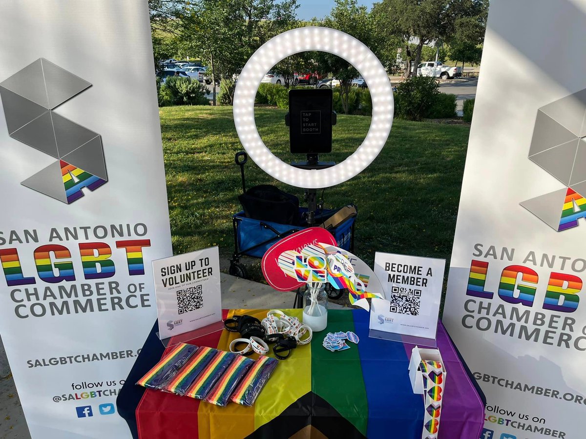 salgbtchamber's tweet image. We had an amazing time at the Get Fit SATX - Pride Hike and 5K back on June 10th! Thanks to all who joined us at our table for #pride swag and learned about LGBT-owned business certification. 🌈💼 #LGBTBiz #SAFit